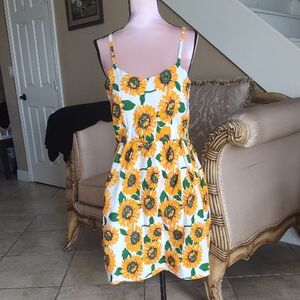 SHEIN Yellow Sunflower Print Midi Dress